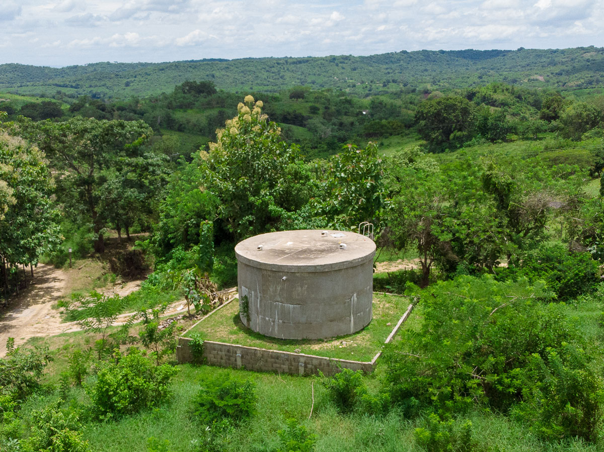 Agua potable 24 horas en Villa Calamari